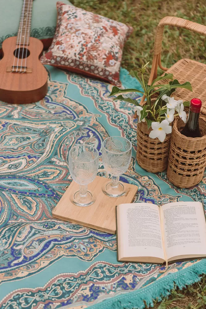 Jade Homewares*Topanga Picnic Rug